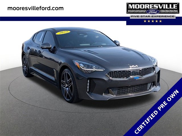 Used 2022 Kia Stinger GT2 image 1