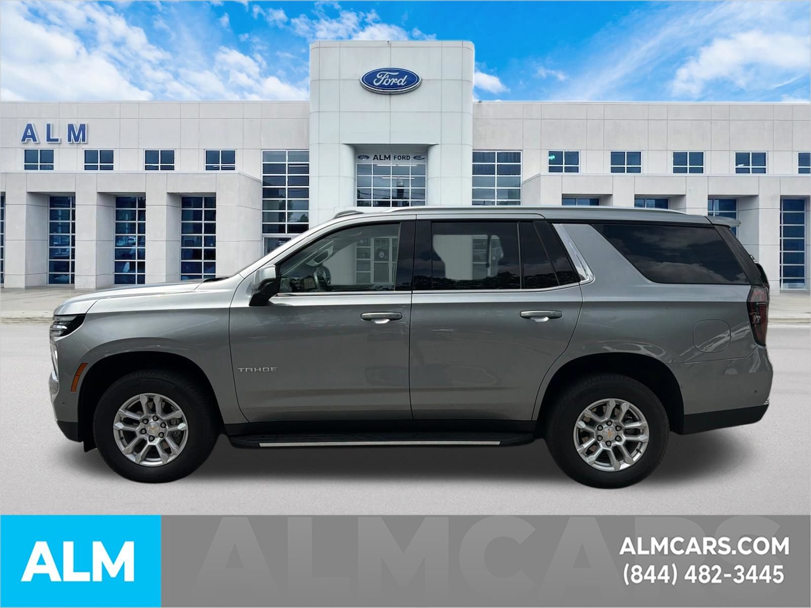 Used 2025 Chevrolet Tahoe LT AWD/4WD image 9