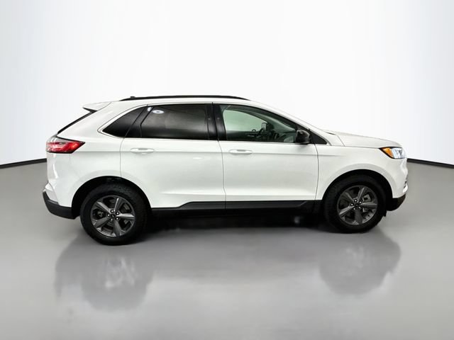 Certified 2022 Ford Edge SEL w/ Sport Appearance Package AWD/4WD image 8