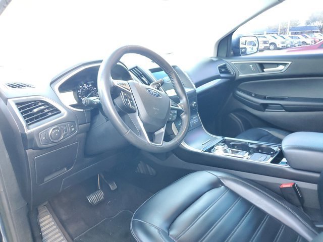 Certified 2019 Ford Edge SEL w/ Equipment Group 201A image 4