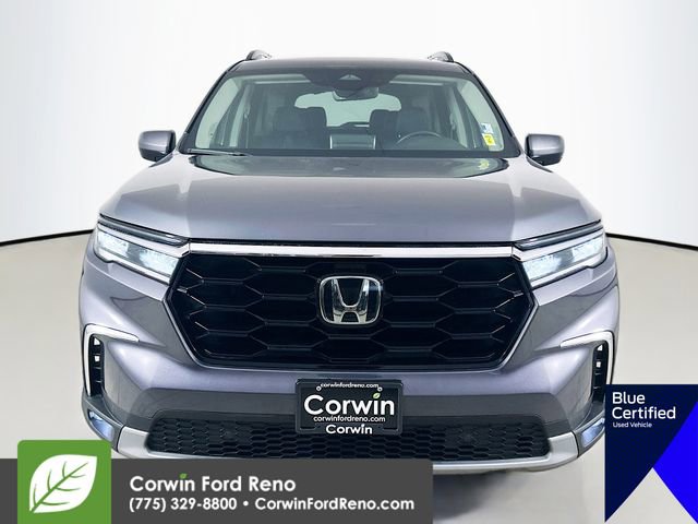 Used 2023 Honda Pilot Touring image 2