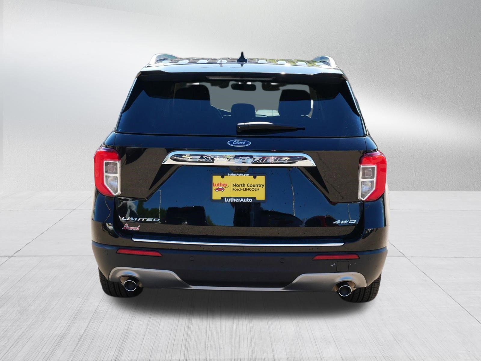 Certified 2023 Ford Explorer Limited AWD/4WD image 6