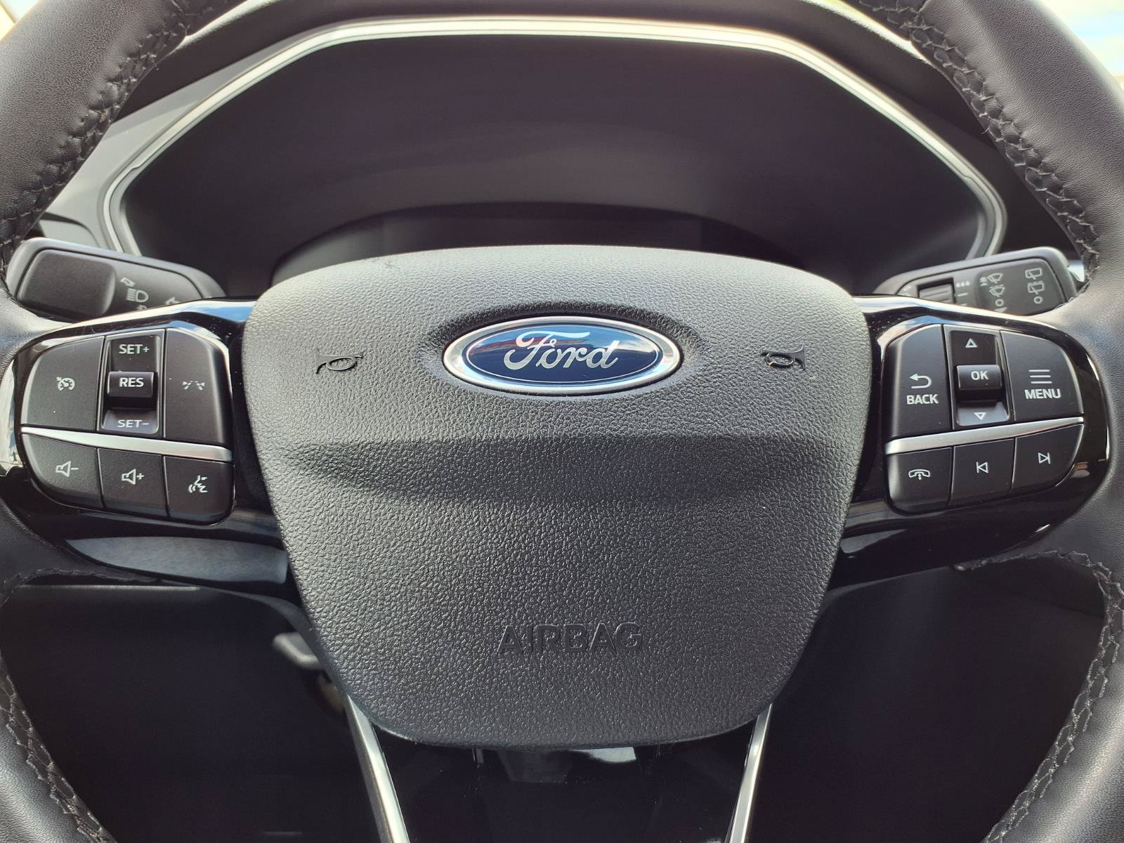 Certified 2023 Ford Escape Active AWD/4WD image 15