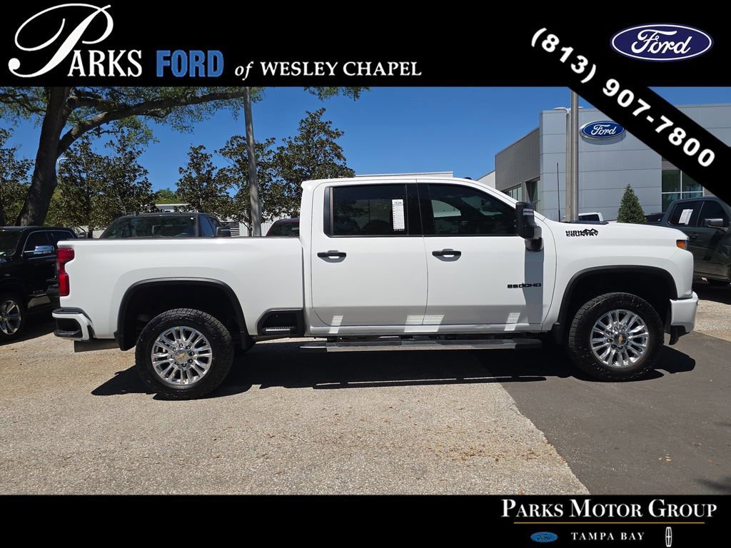 Used 2022 Chevrolet Silverado 2500 High Country w/ LPO, Hitch Package image 2