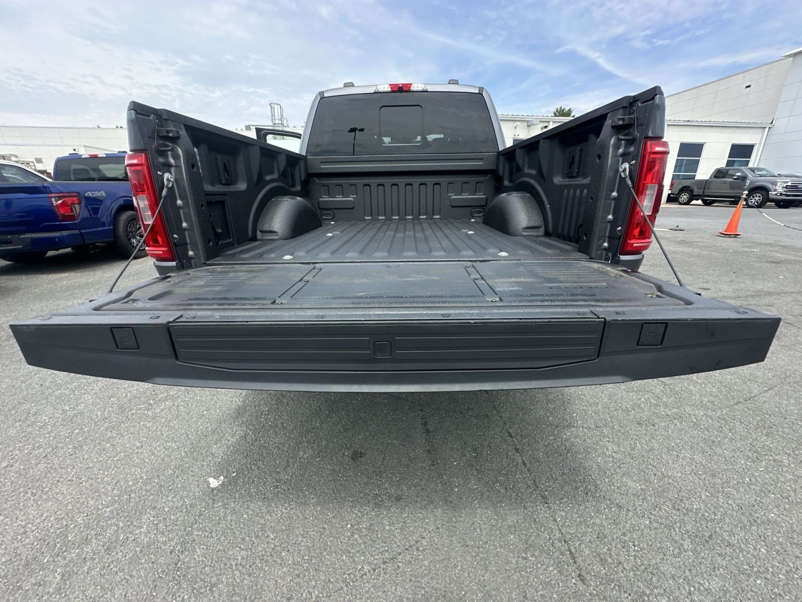 Certified 2022 Ford F150 XLT w/ Equipment Group 302A High AWD/4WD image 40