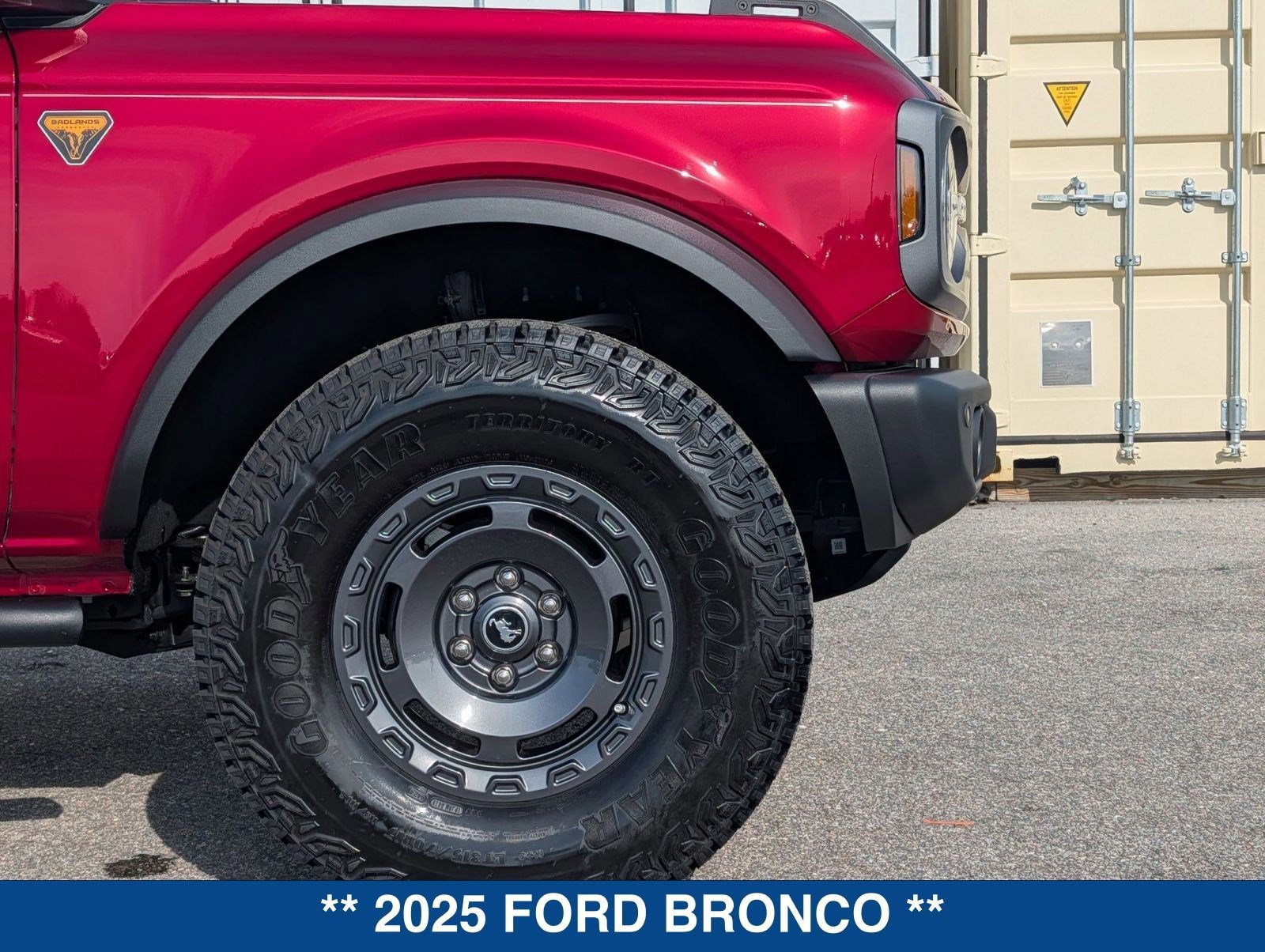 Certified 2025 Ford Bronco Badlands image 12