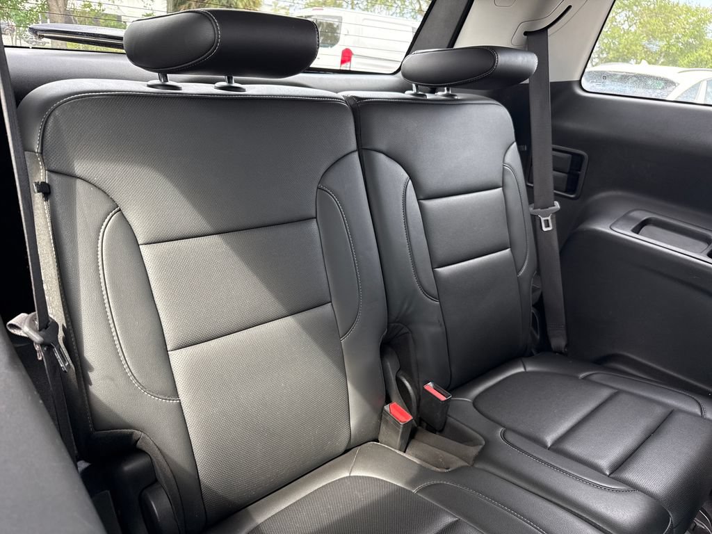Used 2021 GMC Acadia SLT AWD/4WD image 27