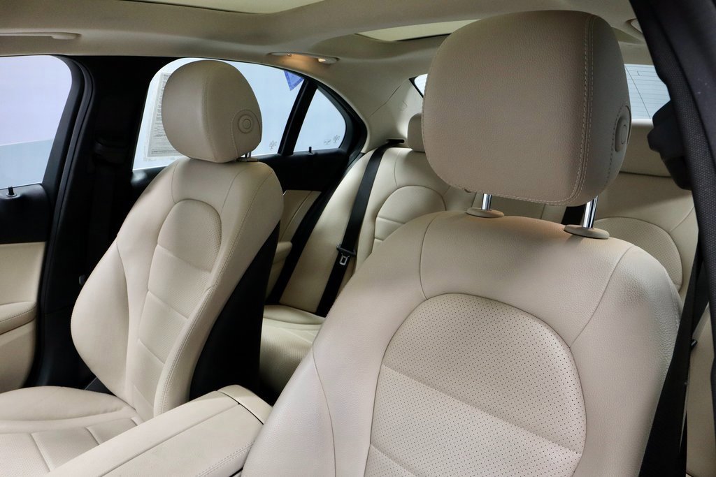 Used 2021 Mercedes-Benz C 300 4MATIC Sedan image 28