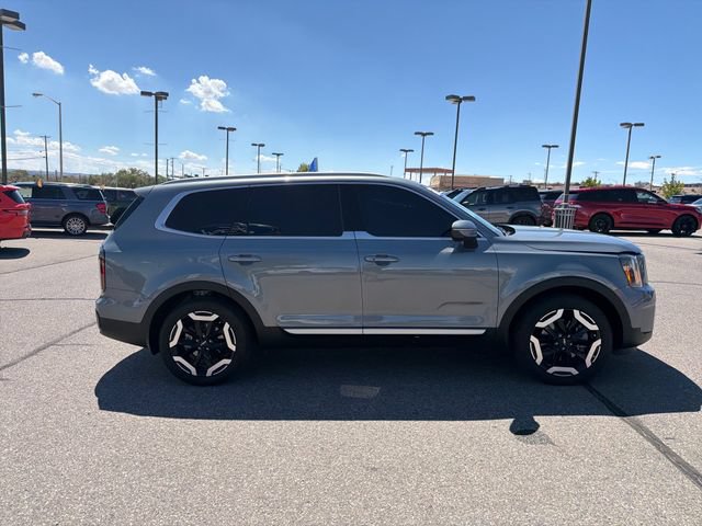 Used 2024 Kia Telluride EX FWD image 10