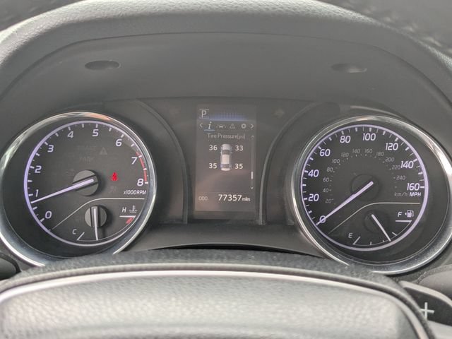 Used 2019 Toyota Camry SE FWD image 13