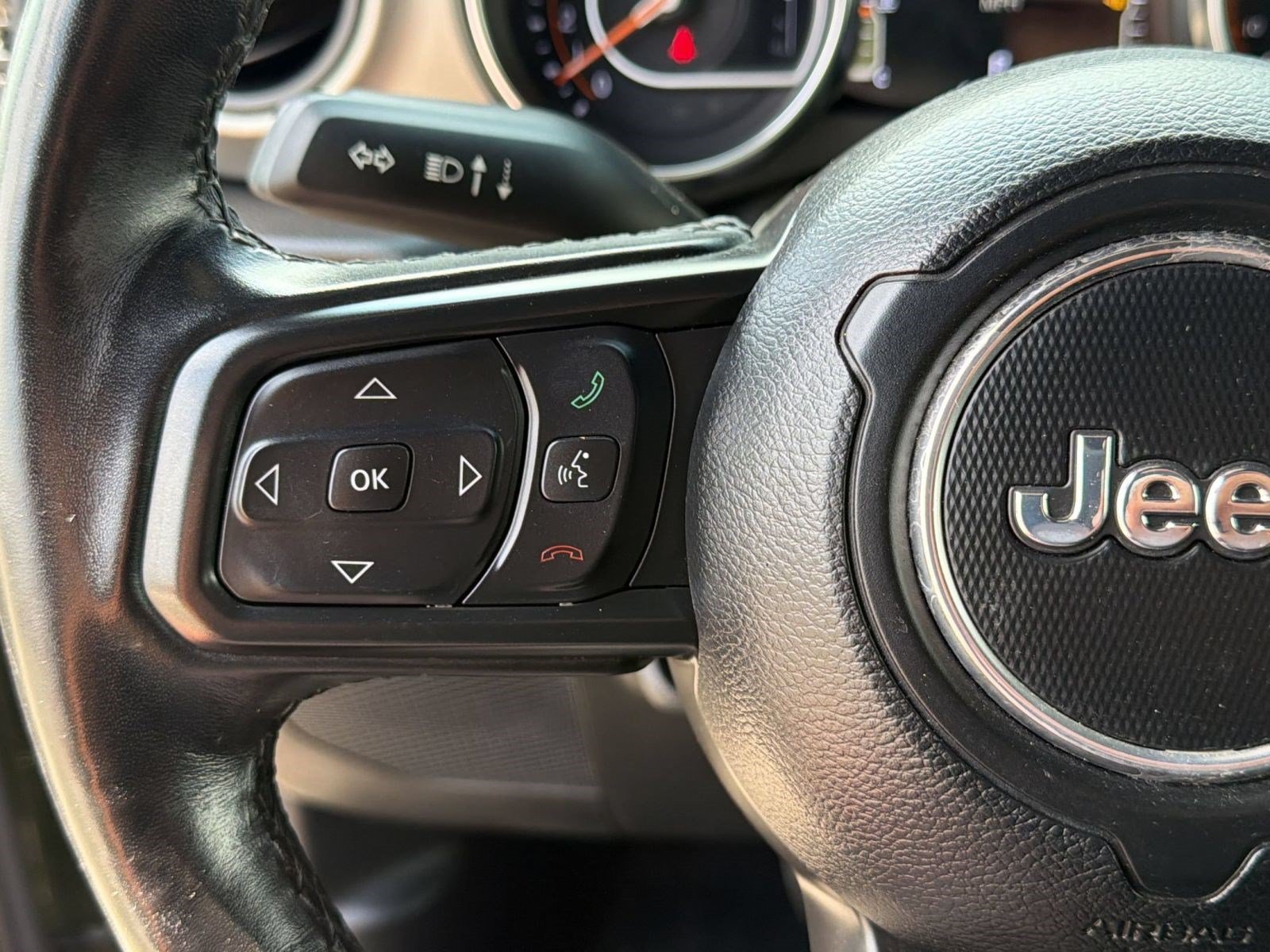 Used 2021 Jeep Gladiator Sport AWD/4WD image 15