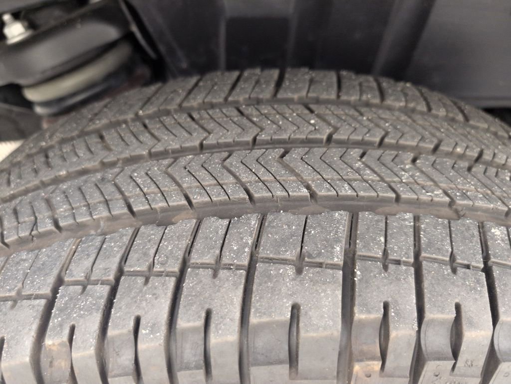 Certified 2025 Ford F150 Lightning XLT image 22