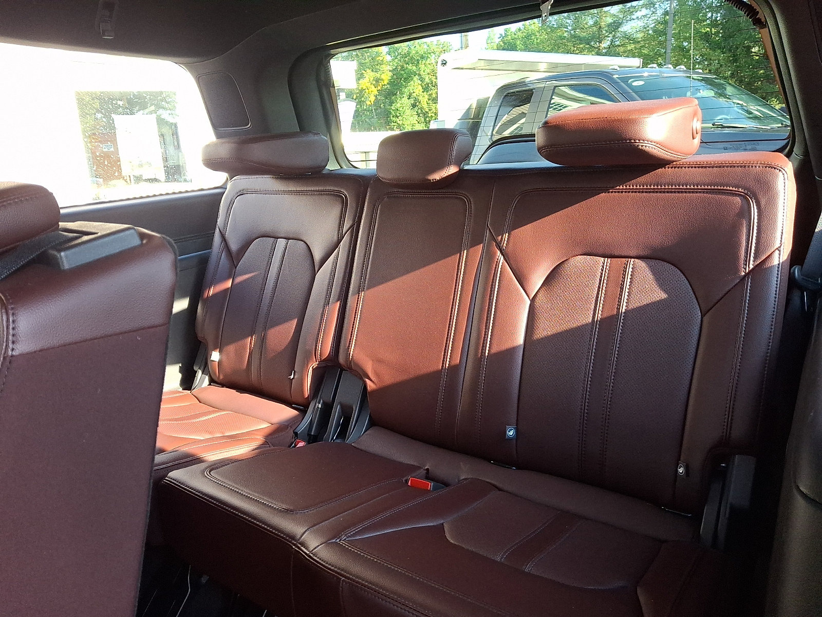 Certified 2024 Ford Expedition Limited AWD/4WD image 12