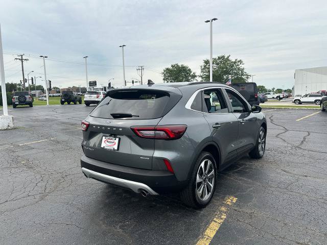 Certified 2025 Ford Escape Platinum AWD/4WD image 8