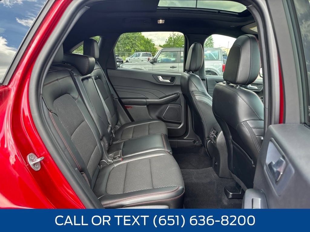 Certified 2023 Ford Escape ST-Line Elite AWD/4WD image 39