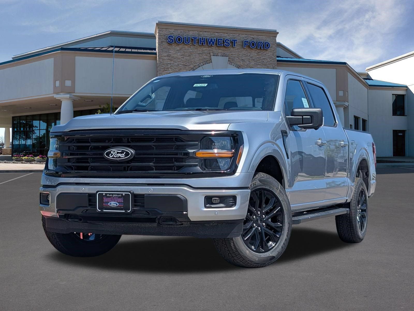 Certified 2026 Ford F150 XLT w/ Equipment Group 302A MID AWD/4WD 360° Tour