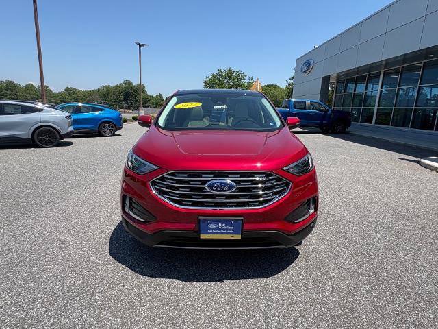 Certified 2022 Ford Edge Titanium AWD/4WD image 8