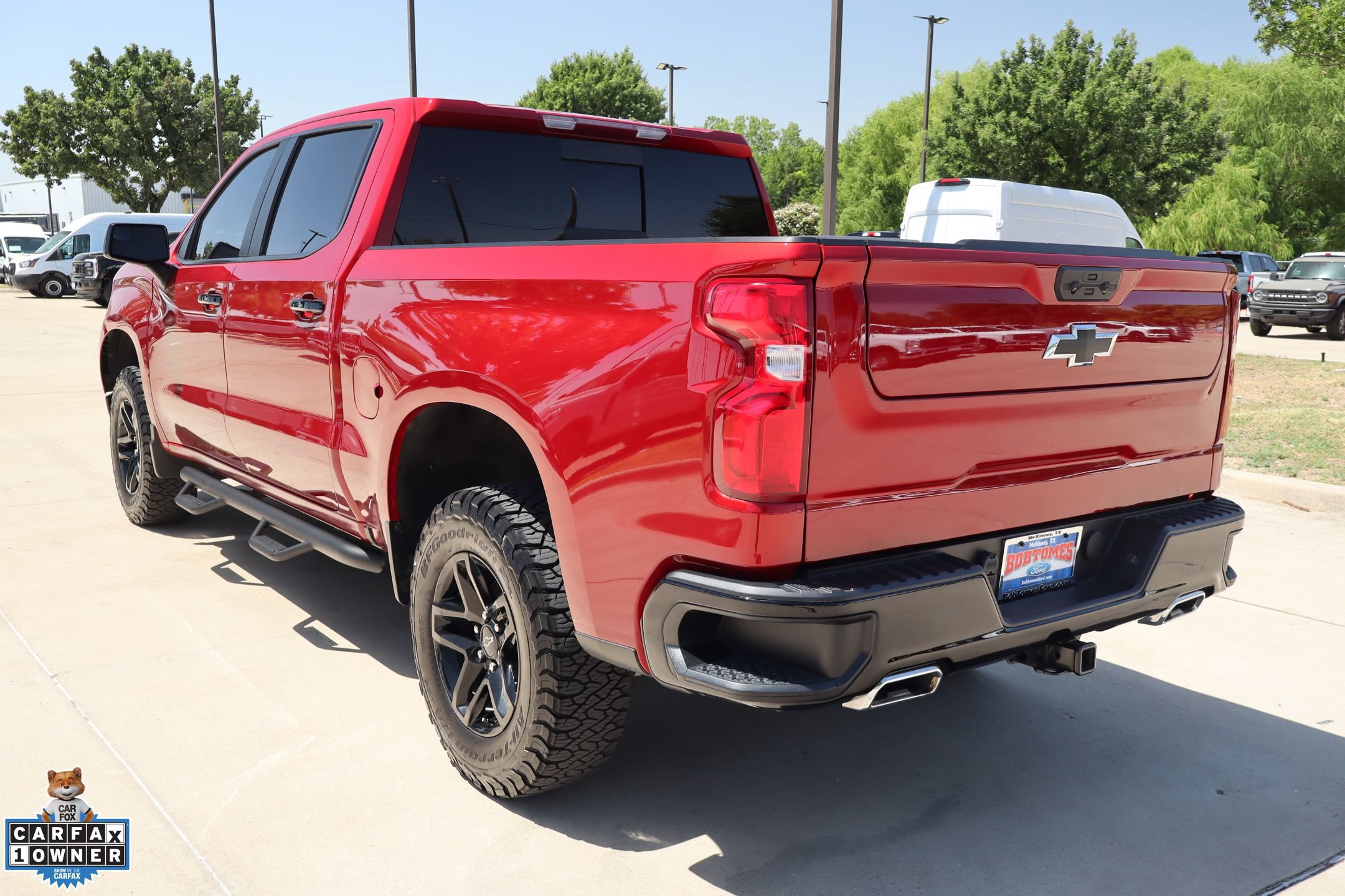 Used 2025 Chevrolet Silverado 1500 LT Trail Boss w/ Convenience Package II AWD/4WD image 6
