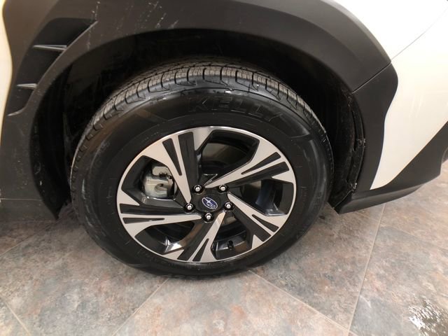 Used 2024 Subaru Crosstrek 2.0i Premium image 9