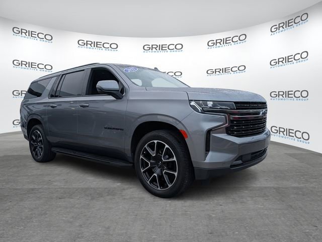 Used 2022 Chevrolet Suburban RST w/ Luxury Package image 5