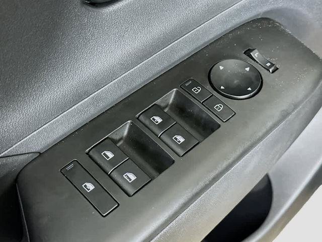 Used 2025 Hyundai Kona SEL FWD image 30