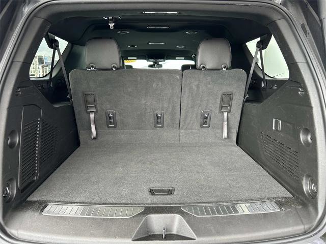 Used 2022 Chevrolet Suburban Z71 image 21