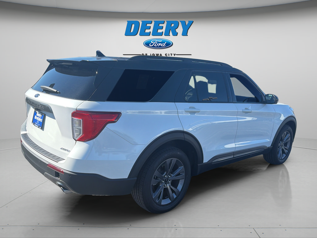 Certified 2024 Ford Explorer XLT w/ Equipment Group 202A AWD/4WD image 7