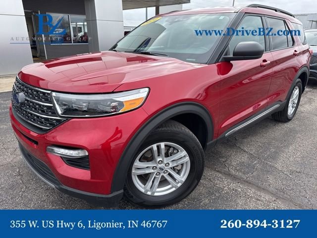 Certified 2024 Ford Explorer XLT w/ Equipment Group 202A AWD/4WD image 1