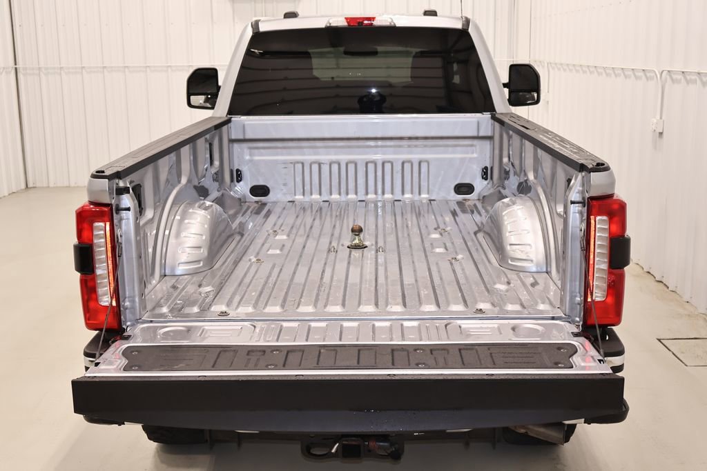 Certified 2023 Ford F350 XLT w/ 360-Degree Camera Package AWD/4WD image 36