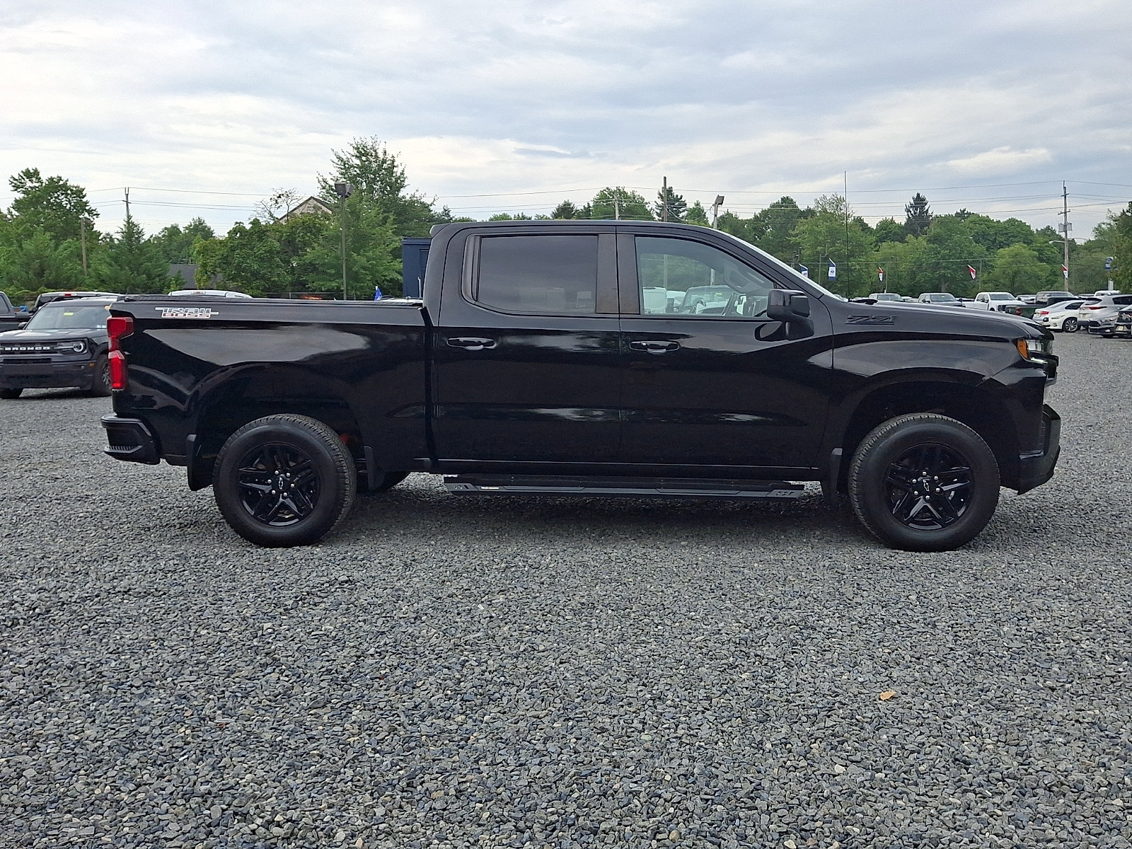 Used 2021 Chevrolet Silverado 1500 LT Trail Boss w/ Convenience Package II AWD/4WD image 8