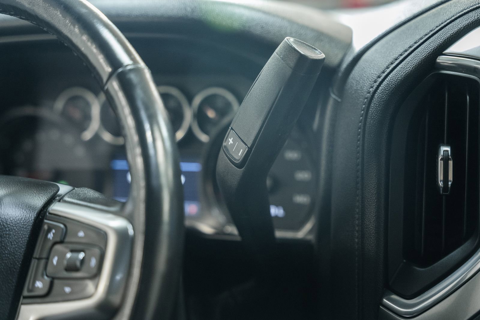 Used 2020 Chevrolet Silverado 1500 LT w/ All-Star Edition image 26