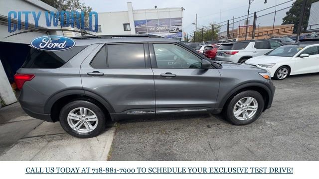 Certified 2022 Ford Explorer XLT w/ Equipment Group 202A image 2