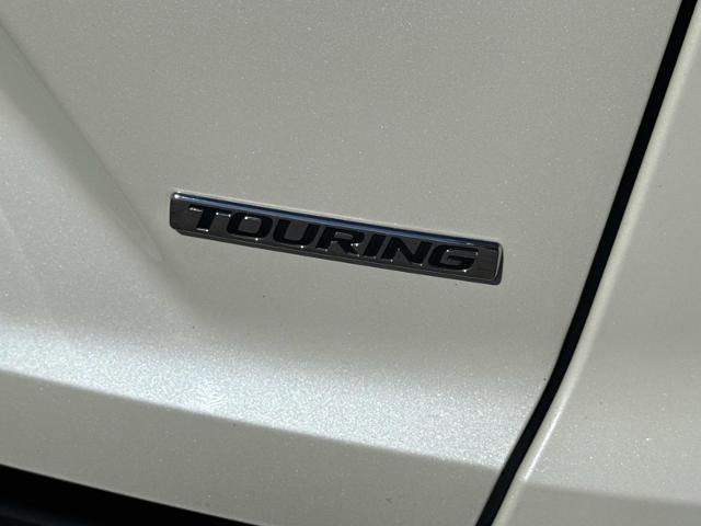 Used 2018 Honda CR-V Touring image 12