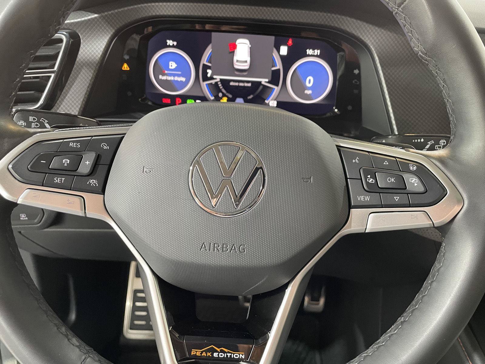 Used 2024 Volkswagen Atlas Peak Edition SEL AWD/4WD image 13