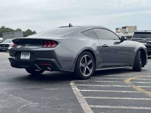 Certified 2025 Ford Mustang Coupe RWD image 3