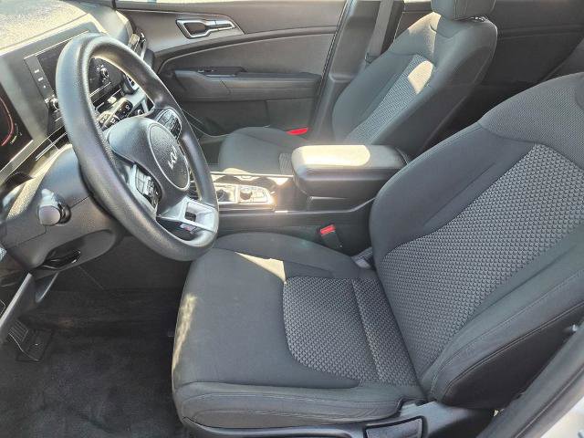 Used 2023 Kia Sportage LX image 15