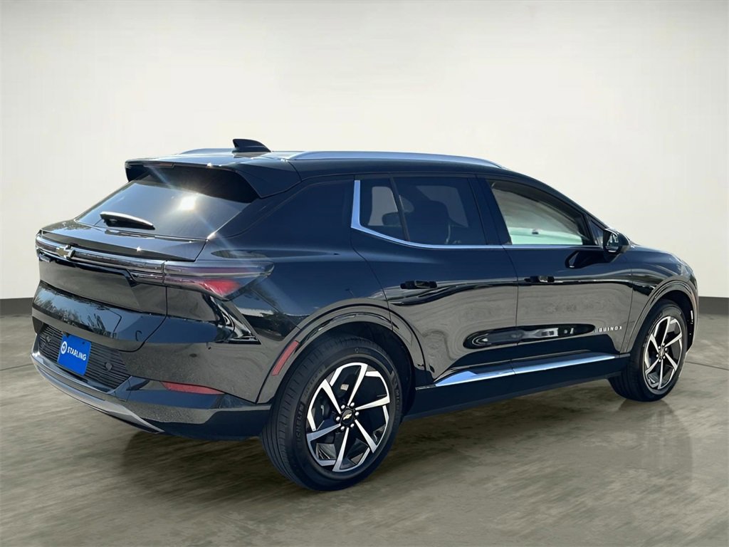 Used 2025 Chevrolet Equinox EV LT image 9