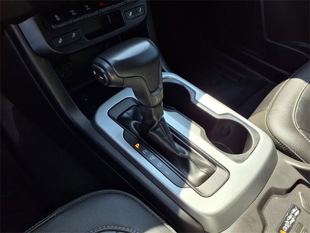 Used 2020 Chevrolet Colorado ZR2 image 12