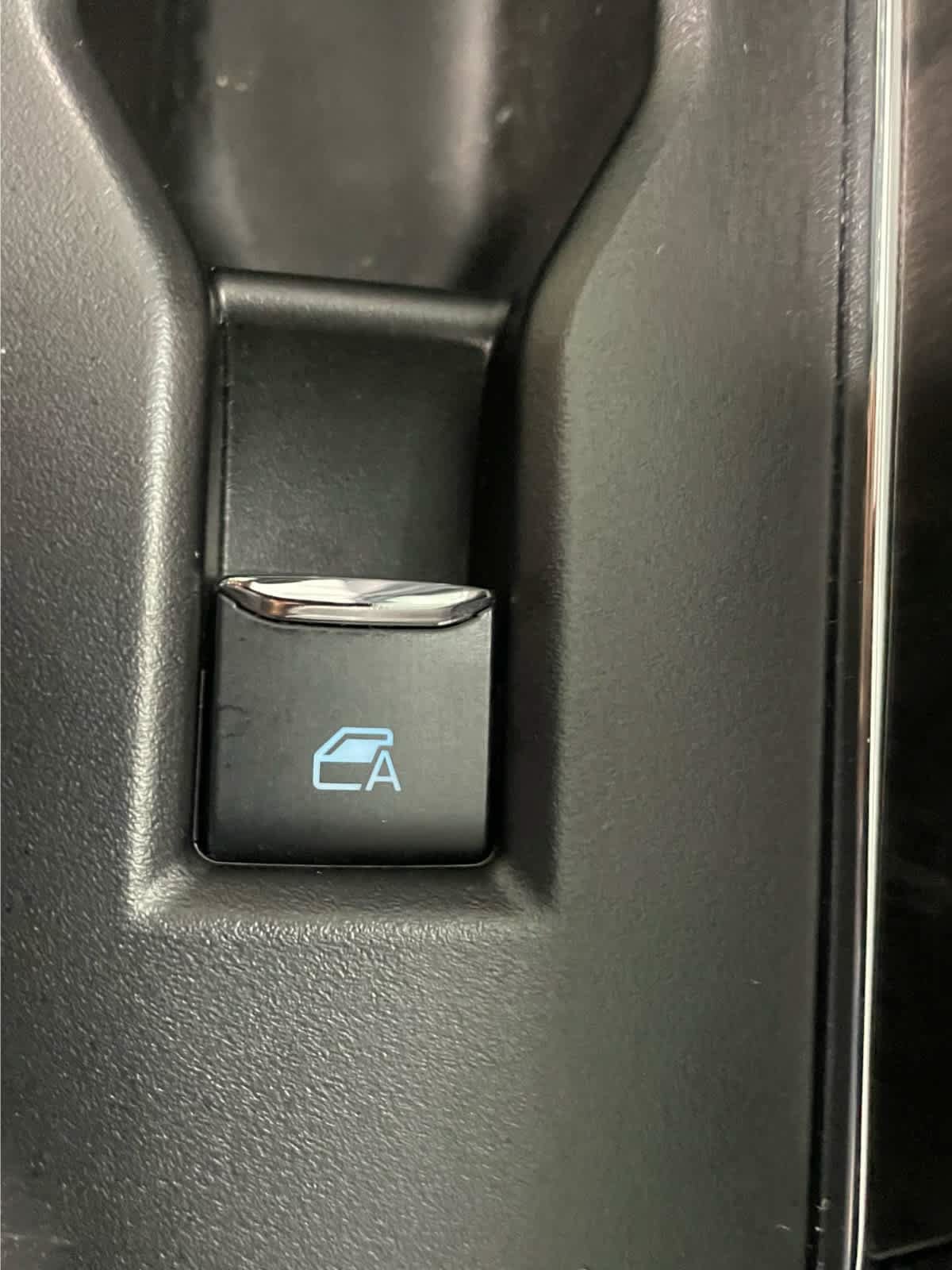 Certified 2023 Ford F250 Lariat w/ Lariat Ultimate Package AWD/4WD image 43