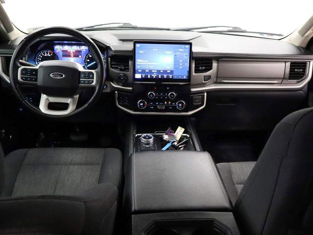 Certified 2023 Ford Expedition XLT image 30