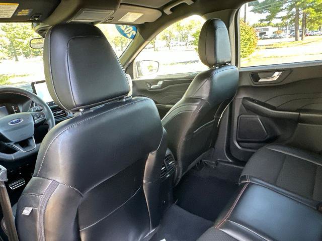 Certified 2023 Ford Escape ST-Line w/ Tech Pack #1 AWD/4WD image 25