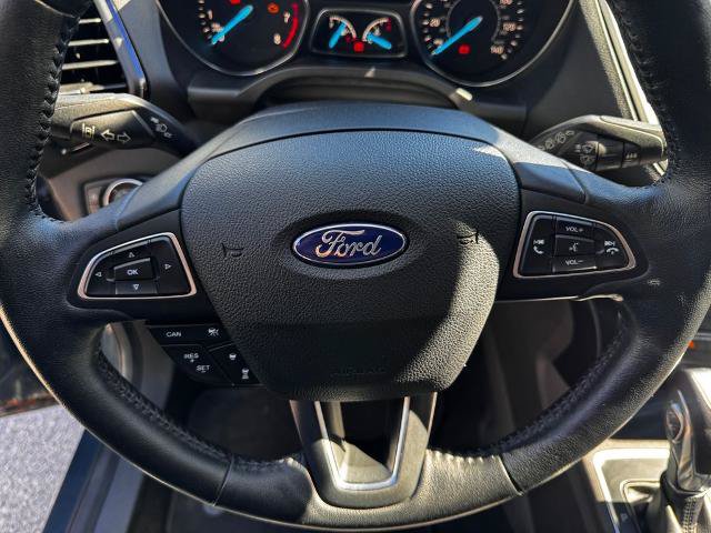 Certified 2019 Ford Escape Titanium AWD/4WD image 12