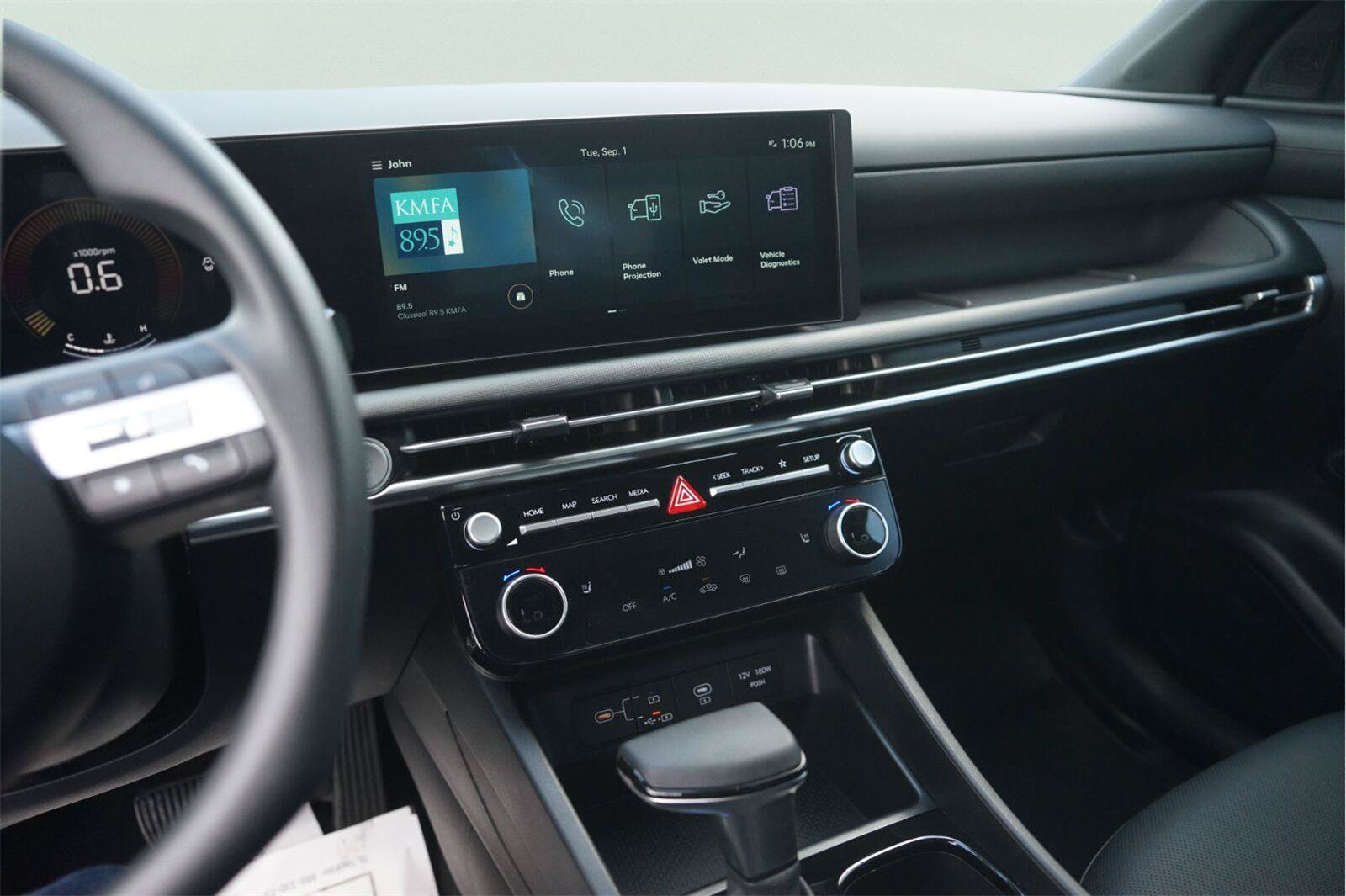 Used 2026 Hyundai Santa Cruz SEL FWD image 26
