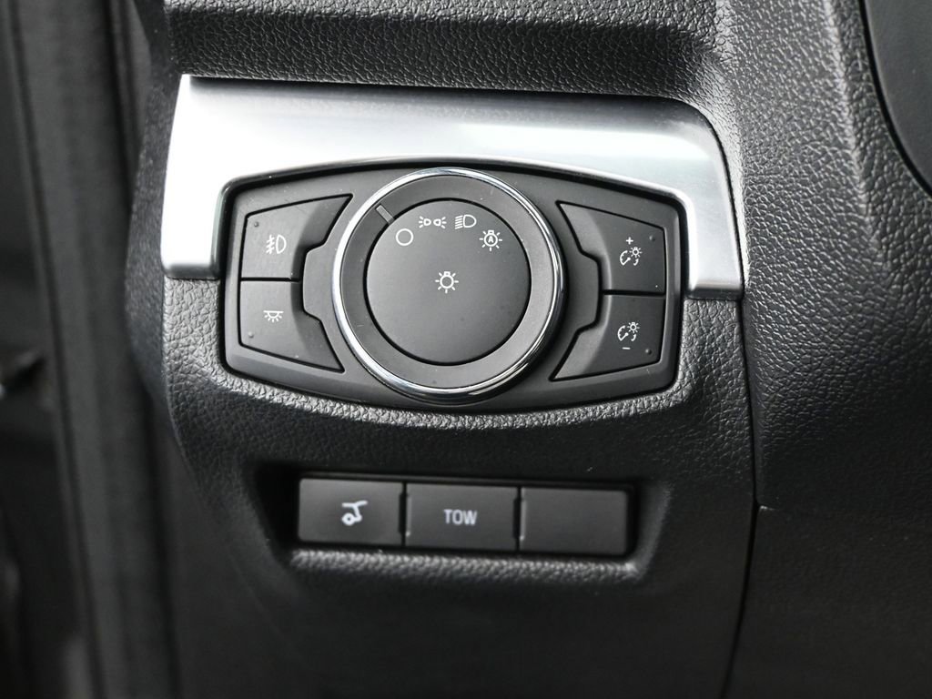 Certified 2018 Ford Explorer Sport w/ Equipment Group 401A image 15