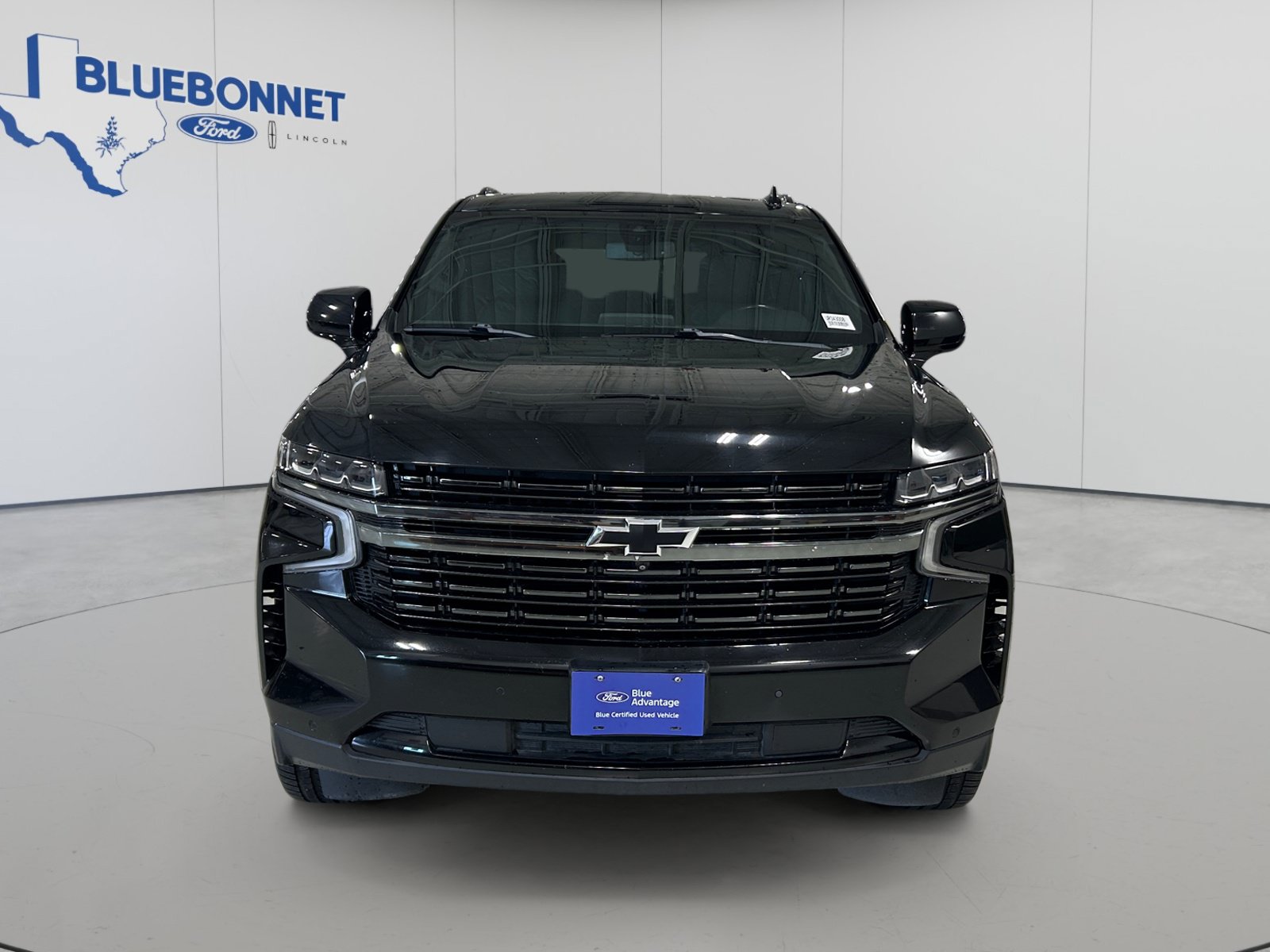 Used 2021 Chevrolet Tahoe RST w/ Luxury Package RWD image 2