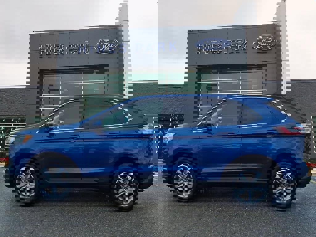 Certified 2023 Ford Edge SEL w/ Convenience Package image 4