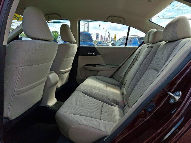 Used 2017 Honda Accord LX image 10
