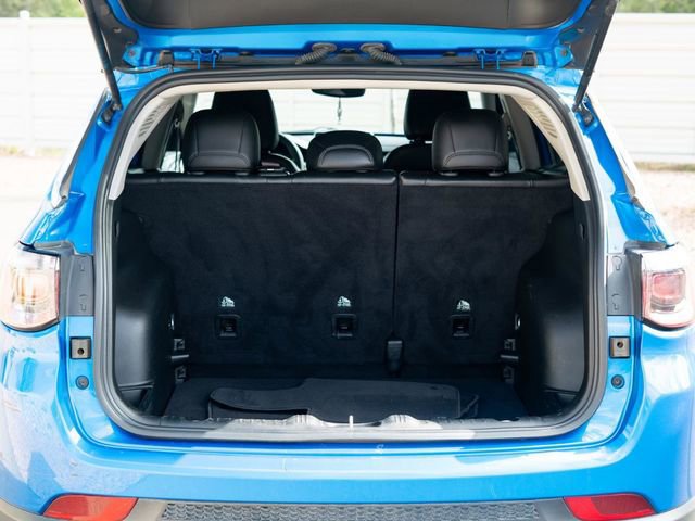 Used 2022 Jeep Compass Latitude image 12