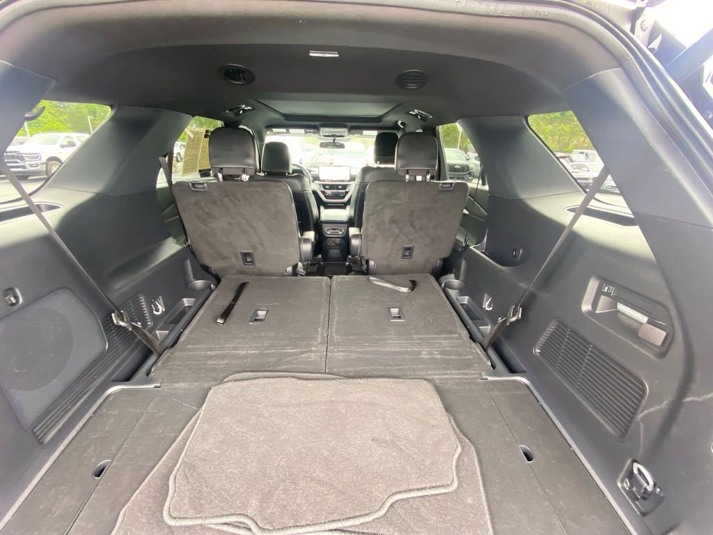 Certified 2025 Ford Explorer ST-Line image 29