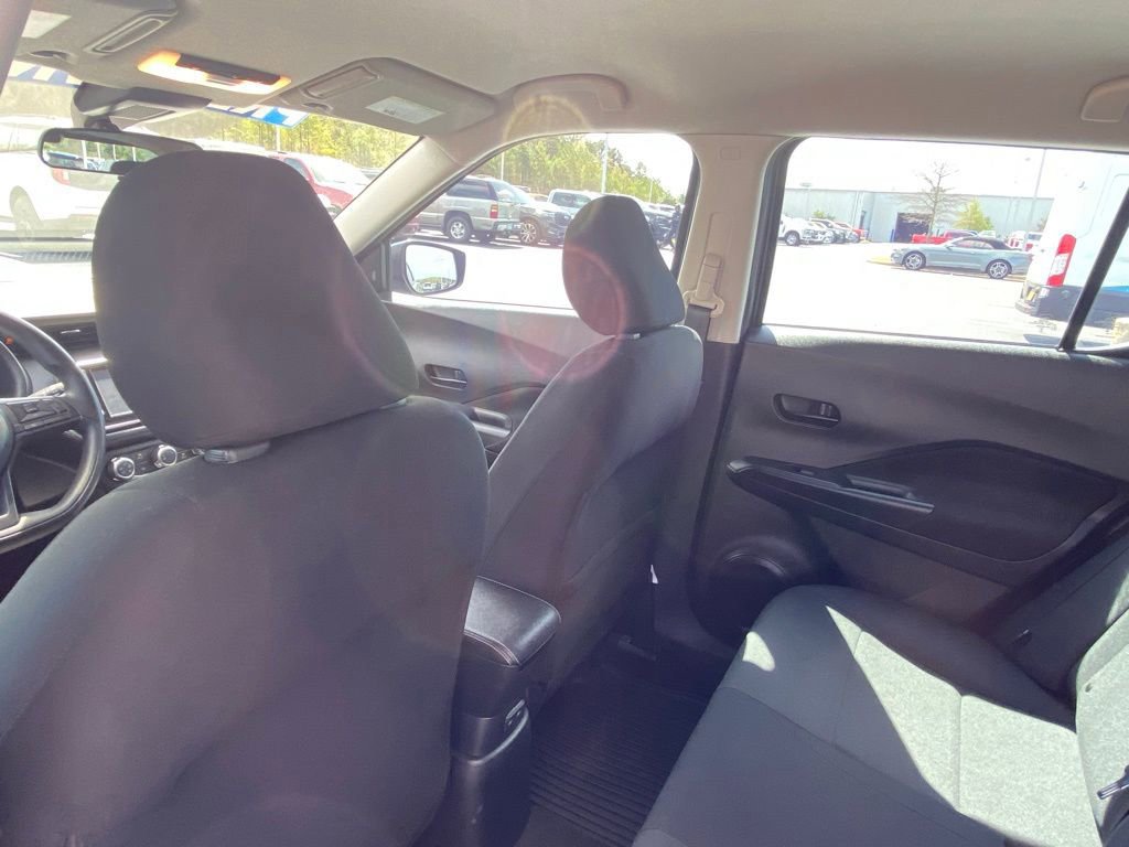 Used 2023 Nissan Kicks S image 22